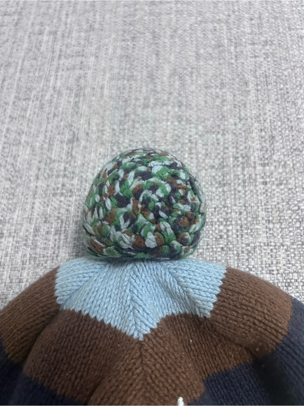 Hanna Andersson Brown Green Light Blue Striped Pom Beanie with Snowflake. Size S